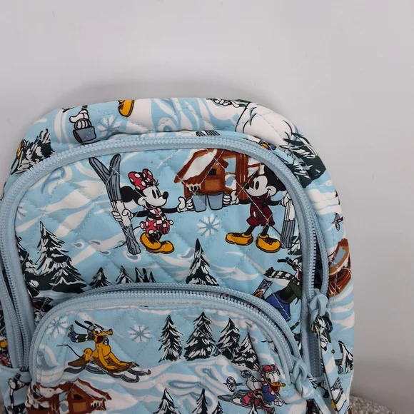 Disney Vera Bradley Ski Vacation Quilted Sling Bag - Picture 2 of 6